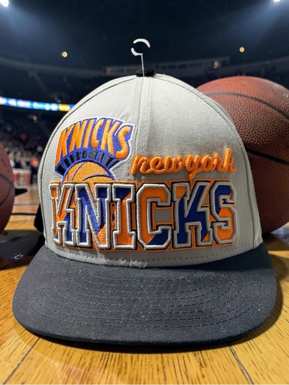 New Era 9FIFTY New York Knicks Snapback Hat Gray/Black Orange Embroidered EUC